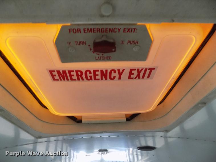 image for item DD3496 1999 Blue Bird 3800 school bus