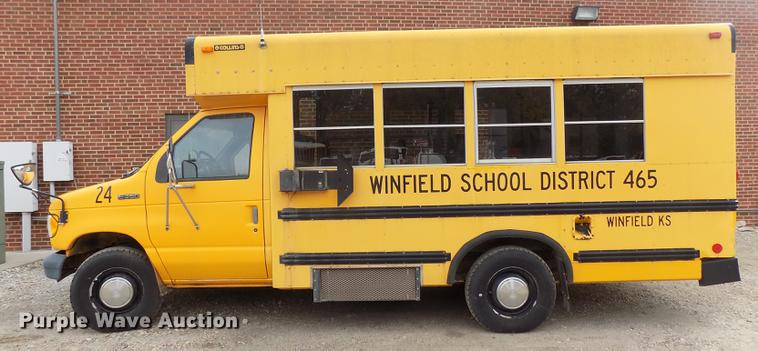 image for item DD3497 1994 Ford Econoline E350 school bus