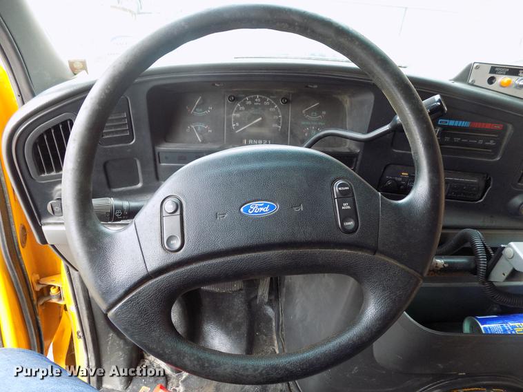 image for item DD3497 1994 Ford Econoline E350 school bus