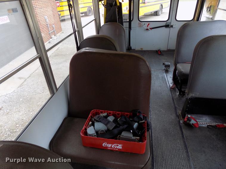 image for item DD3497 1994 Ford Econoline E350 school bus