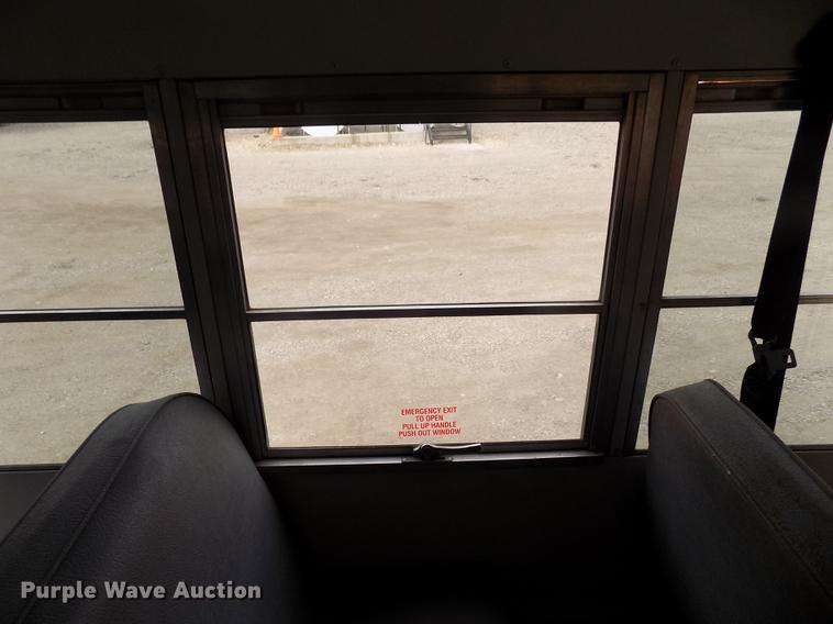 image for item DD3497 1994 Ford Econoline E350 school bus