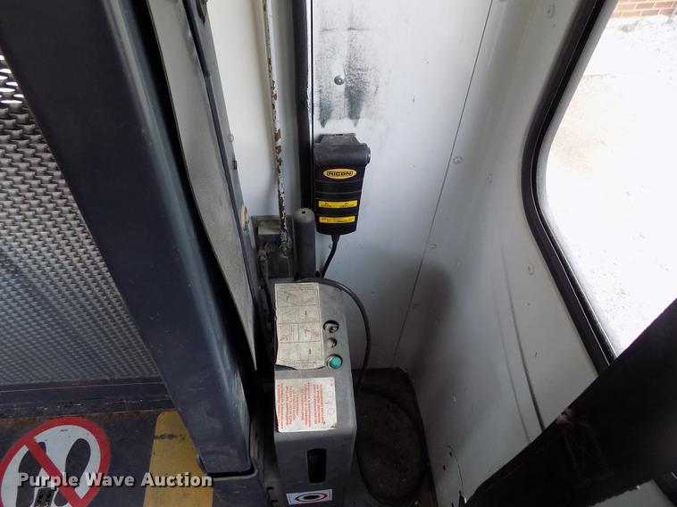 image for item DD3497 1994 Ford Econoline E350 school bus