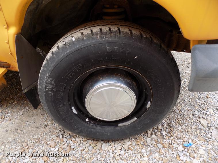 image for item DD3497 1994 Ford Econoline E350 school bus