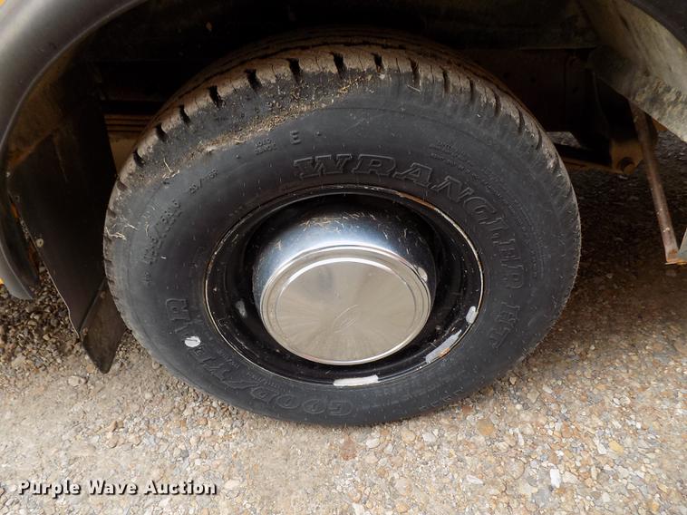 image for item DD3497 1994 Ford Econoline E350 school bus