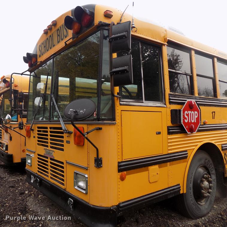 image for item DD3498 2001 Thomas Built Saf-T-Liner MVP EF school bus