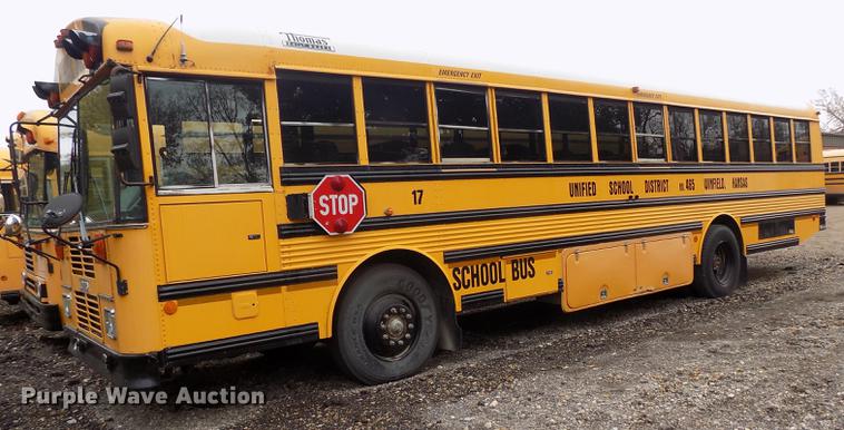 image for item DD3498 2001 Thomas Built Saf-T-Liner MVP EF school bus