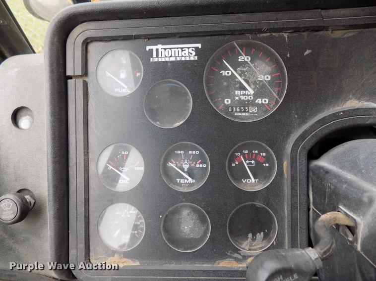 image for item DD3498 2001 Thomas Built Saf-T-Liner MVP EF school bus