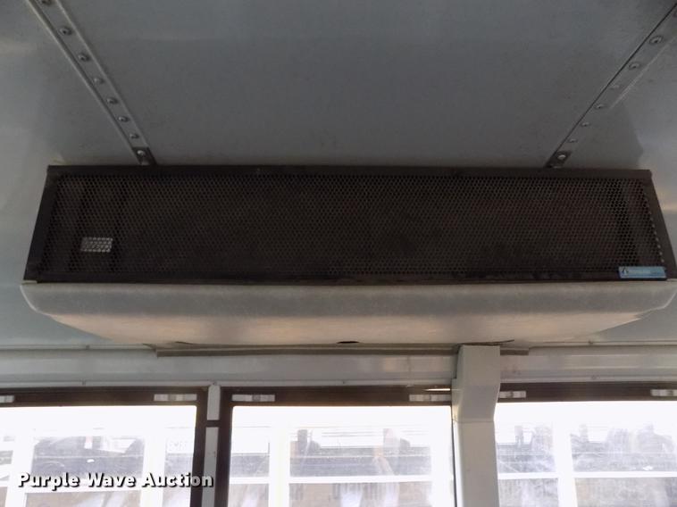 image for item DD3498 2001 Thomas Built Saf-T-Liner MVP EF school bus