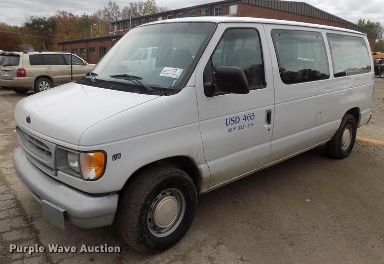 2002 ford econoline van
