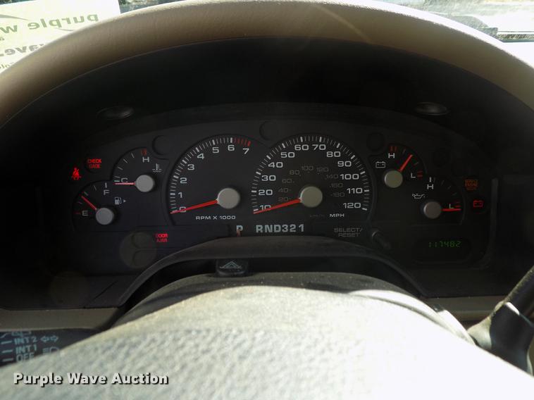 image for item DD3502 2003 Ford Explorer SUV