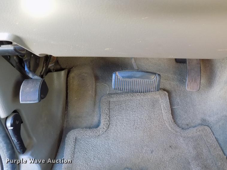 image for item DD3502 2003 Ford Explorer SUV