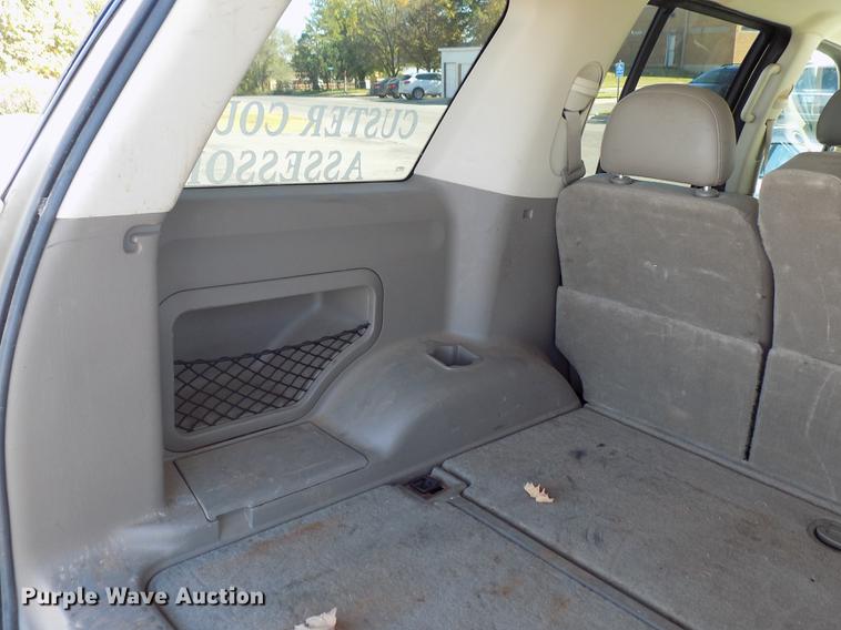 image for item DD3502 2003 Ford Explorer SUV