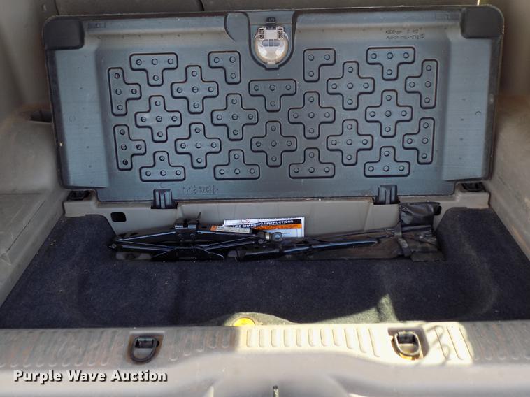 image for item DD3502 2003 Ford Explorer SUV