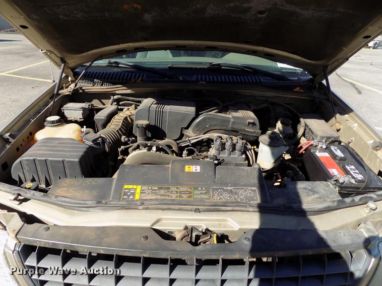 image for item DD3502 2003 Ford Explorer SUV