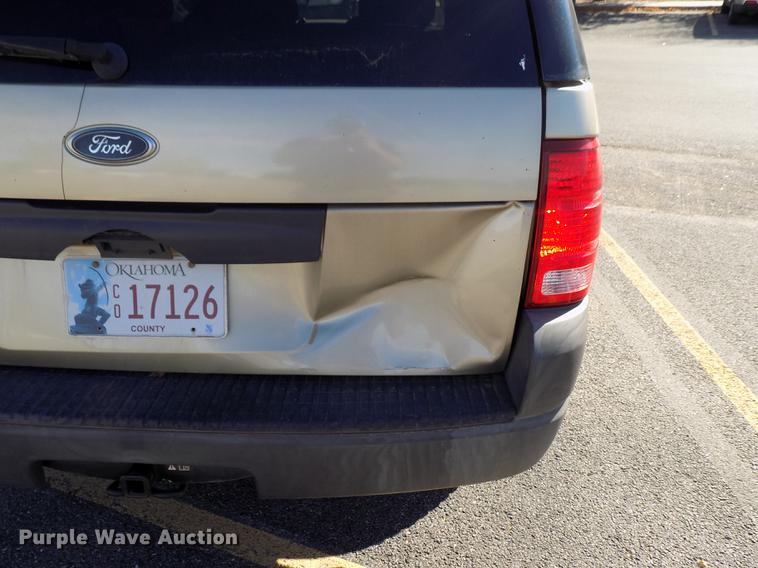 image for item DD3502 2003 Ford Explorer SUV
