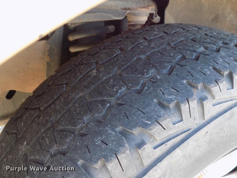 image for item DD3502 2003 Ford Explorer SUV