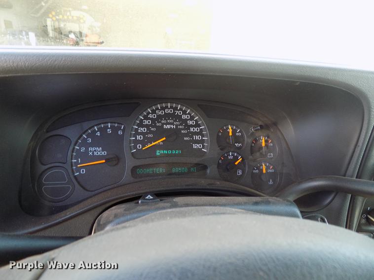 image for item DD3503 2004 GMC Sierra 1500 Ext. Cab pickup truck