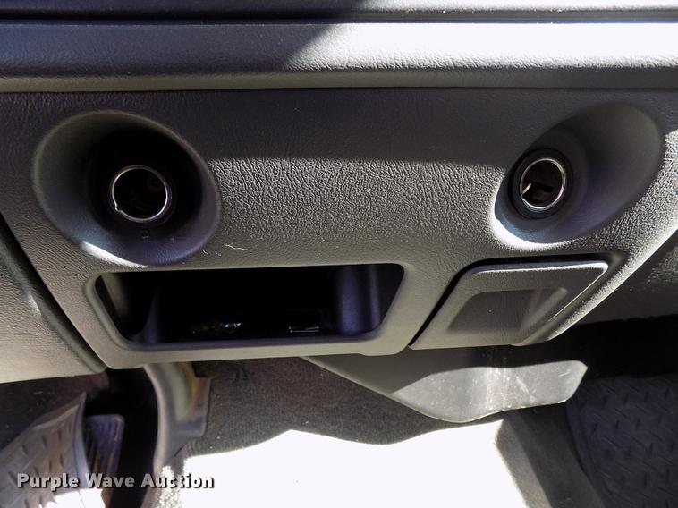 image for item DD3503 2004 GMC Sierra 1500 Ext. Cab pickup truck