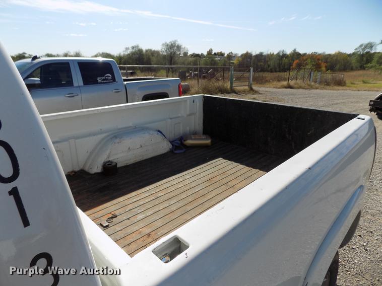 image for item DD3503 2004 GMC Sierra 1500 Ext. Cab pickup truck