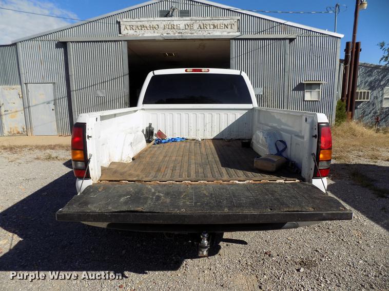 image for item DD3503 2004 GMC Sierra 1500 Ext. Cab pickup truck