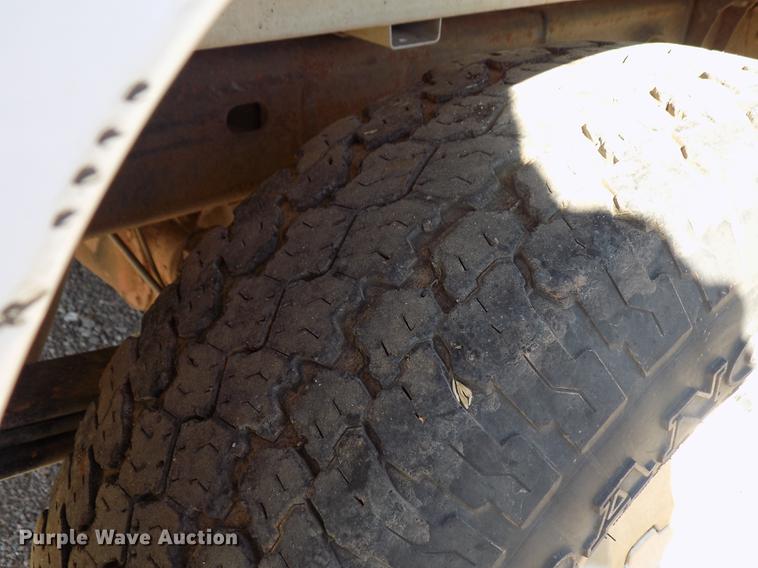 image for item DD3503 2004 GMC Sierra 1500 Ext. Cab pickup truck