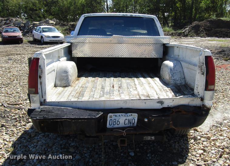 image for item DD3711 1992 Chevrolet 1500 Ext. Cab pickup truck