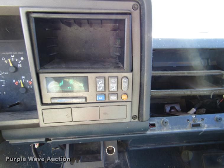 image for item DD3711 1992 Chevrolet 1500 Ext. Cab pickup truck