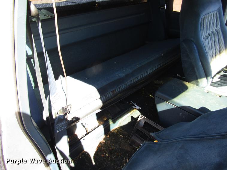 image for item DD3711 1992 Chevrolet 1500 Ext. Cab pickup truck