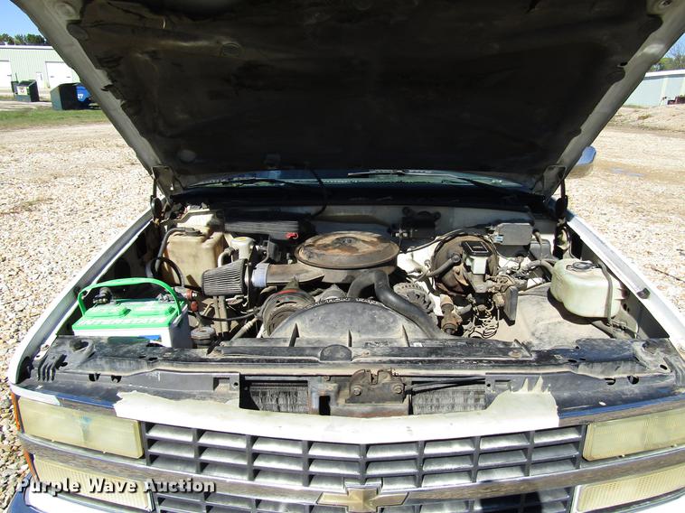 image for item DD3711 1992 Chevrolet 1500 Ext. Cab pickup truck