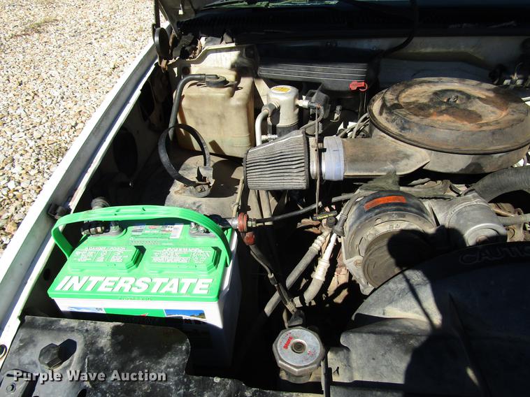 image for item DD3711 1992 Chevrolet 1500 Ext. Cab pickup truck