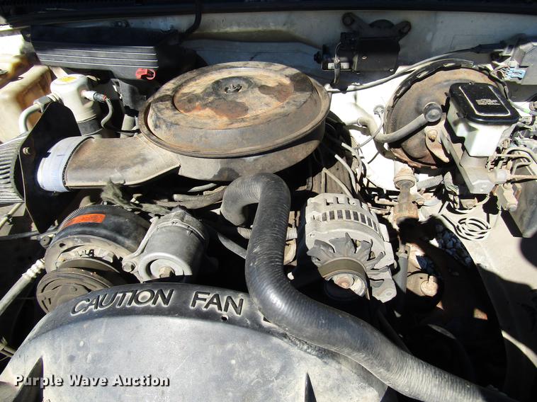 image for item DD3711 1992 Chevrolet 1500 Ext. Cab pickup truck