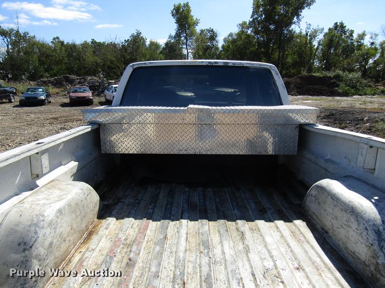 image for item DD3711 1992 Chevrolet 1500 Ext. Cab pickup truck