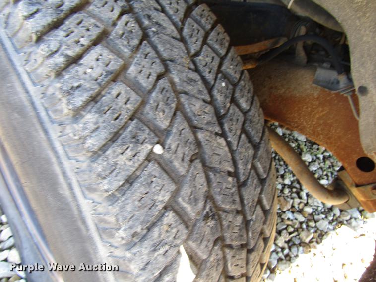 image for item DD3711 1992 Chevrolet 1500 Ext. Cab pickup truck