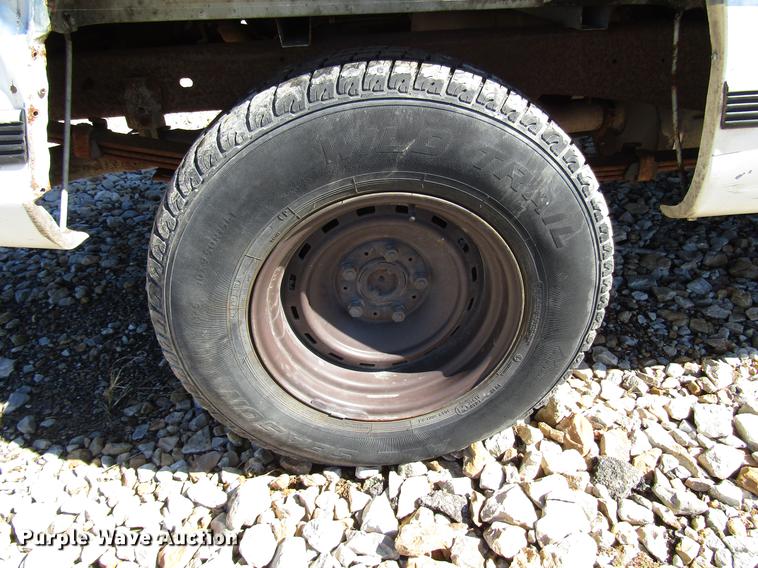 image for item DD3711 1992 Chevrolet 1500 Ext. Cab pickup truck