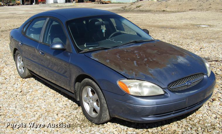 image for item DD3712 2000 Ford Taurus