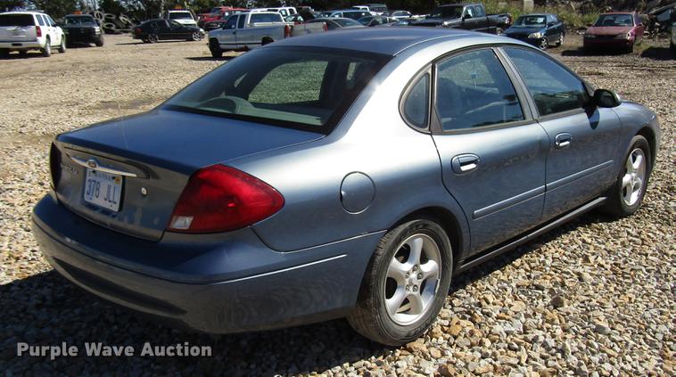 image for item DD3712 2000 Ford Taurus