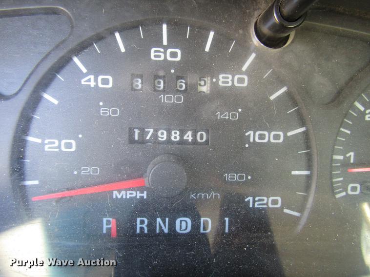 image for item DD3712 2000 Ford Taurus