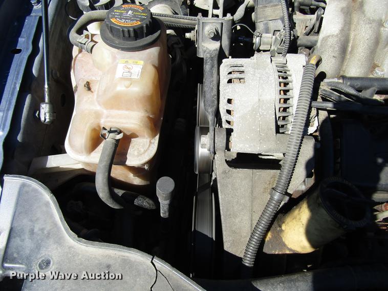 image for item DD3712 2000 Ford Taurus