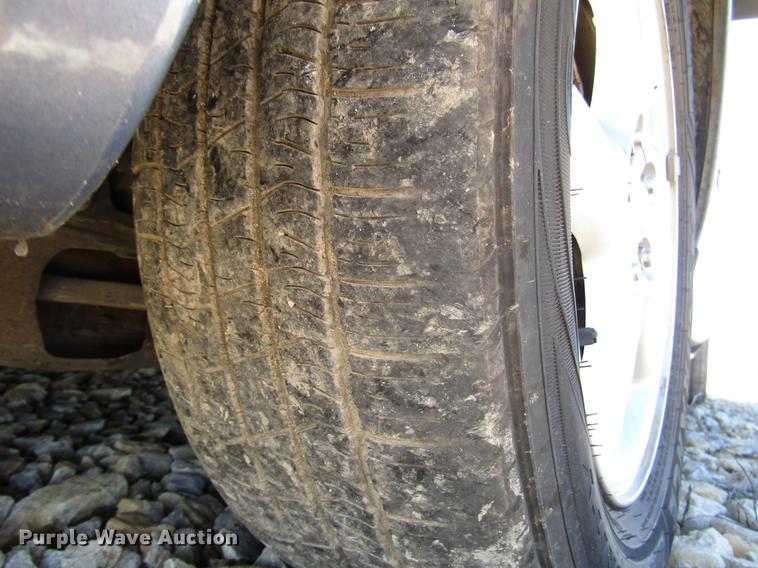 image for item DD3712 2000 Ford Taurus