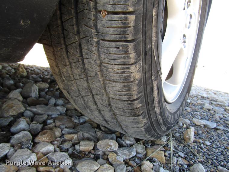 image for item DD3712 2000 Ford Taurus