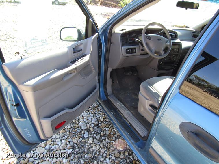 image for item DD3714 2001 Ford Windstar van