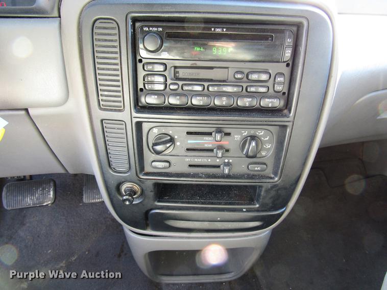 image for item DD3714 2001 Ford Windstar van