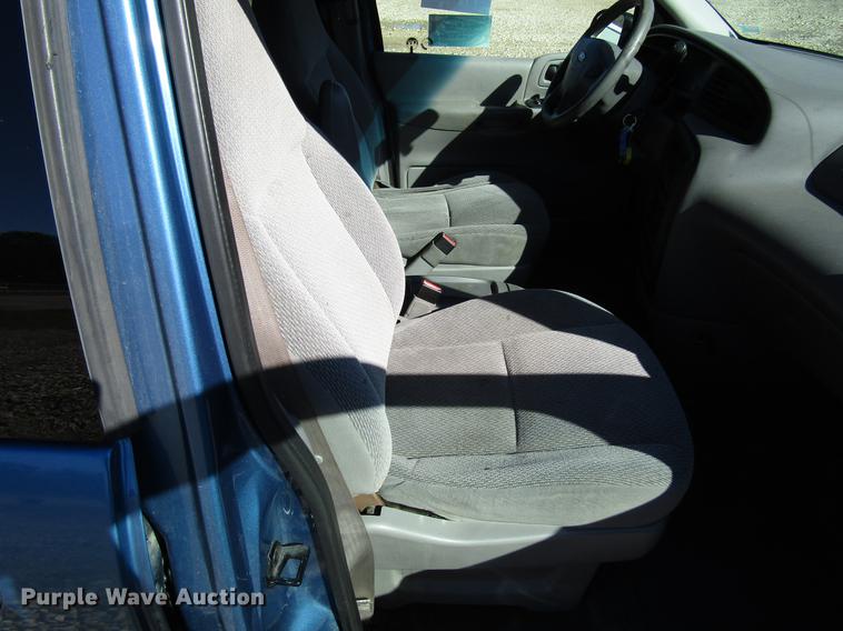 image for item DD3714 2001 Ford Windstar van