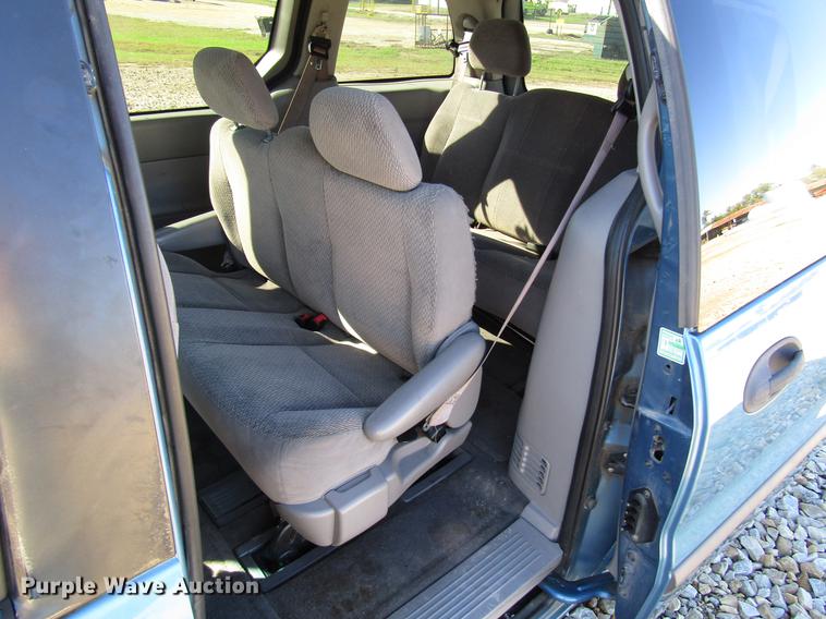 image for item DD3714 2001 Ford Windstar van