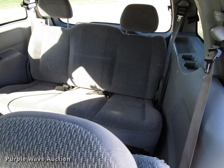 image for item DD3714 2001 Ford Windstar van
