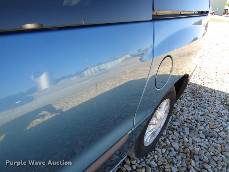 image for item DD3714 2001 Ford Windstar van