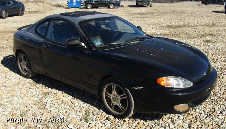 image for item DD3715 1997 Hyundai Tiburon