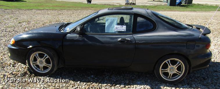 image for item DD3715 1997 Hyundai Tiburon