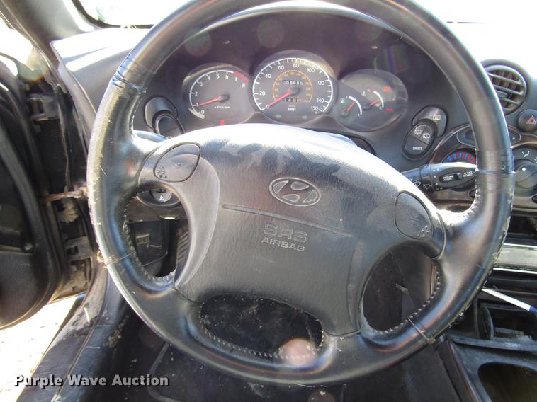 image for item DD3715 1997 Hyundai Tiburon