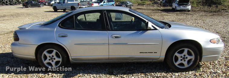 image for item DD3716 2001 Pontiac Grand Prix